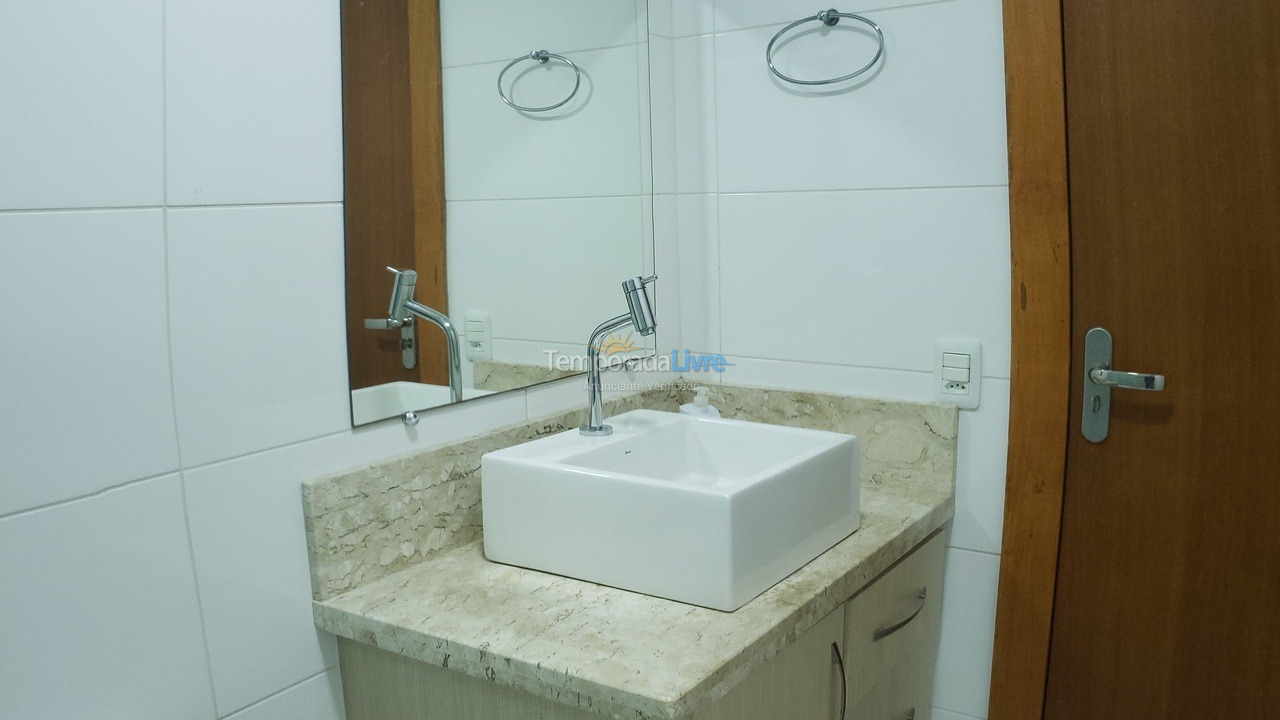 Apartment for vacation rental in Bombinhas (Praia de Bombas)