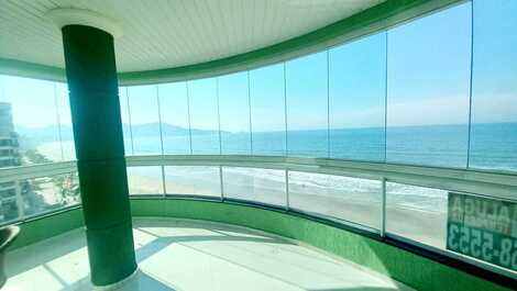 LINDO APARTAMENTO FRENTE AO MAR