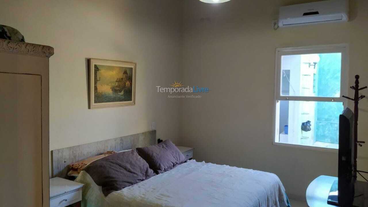 Casa para alquiler de vacaciones em Ubatuba (Condomínio Pedra Verde Domingas Dias)