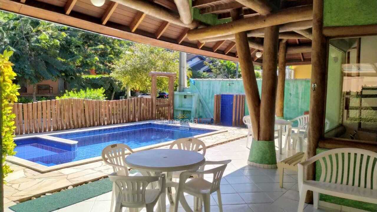 Casa para alquiler de vacaciones em Ubatuba (Condomínio Pedra Verde Domingas Dias)