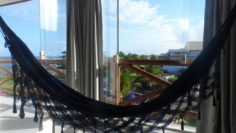 GUARAJUBA (Paraíso dos Corais) - em frente a praia "Pé na Areia''