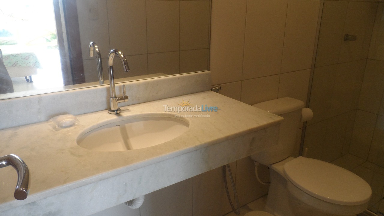 Apartamento para aluguel de temporada em Camaçari (Canto do Mar)