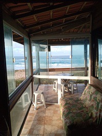 CASA PÉ NA AREIA - PRAIA DE FIGUEIRA - ARRAIAL DO CABO