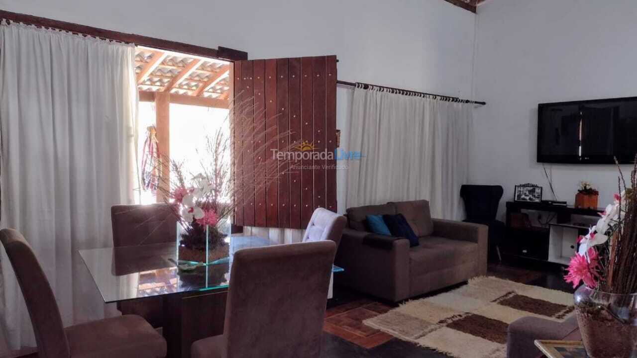 Casa para aluguel de temporada em Monteiro Lobato (Santa Maria)