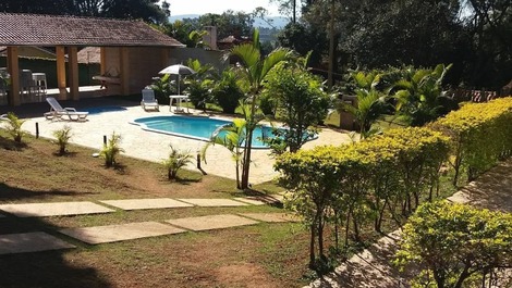 Finca a 49 km de SP Cotia - temporada, fines de semana, WI-FI