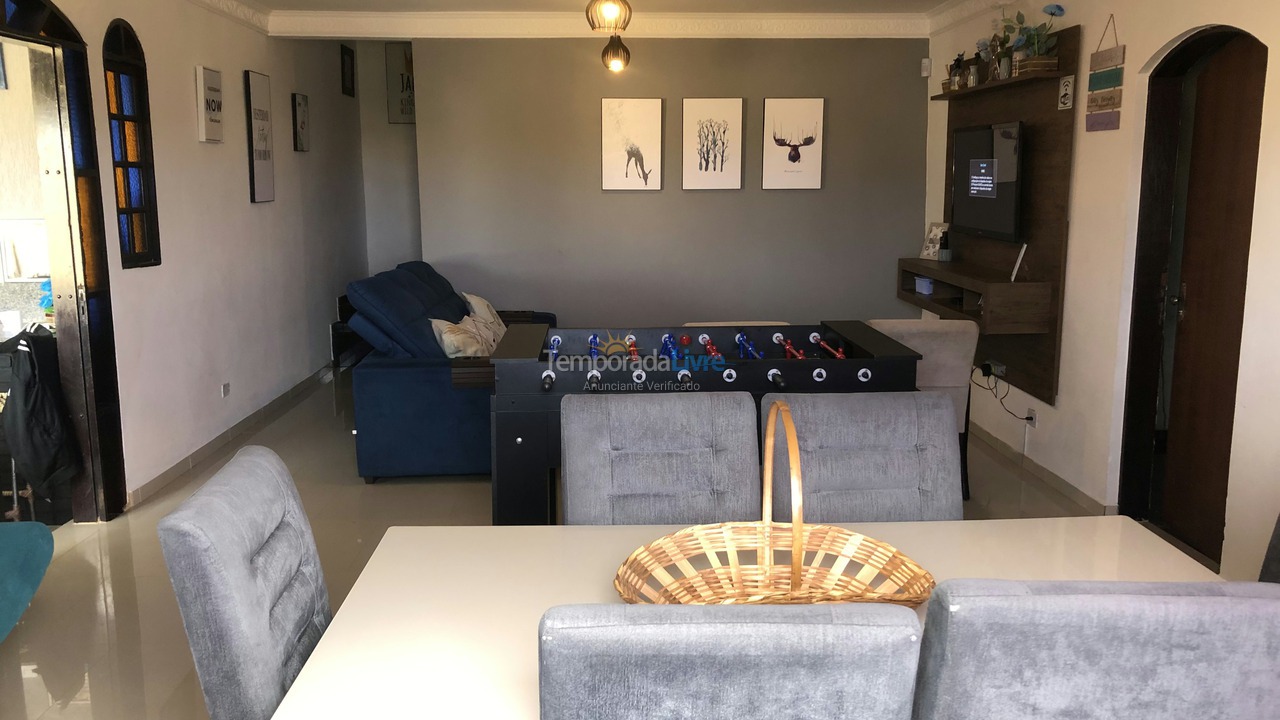 Casa para alquiler de vacaciones em Pardinho (Ninho Verde Eco Residence)