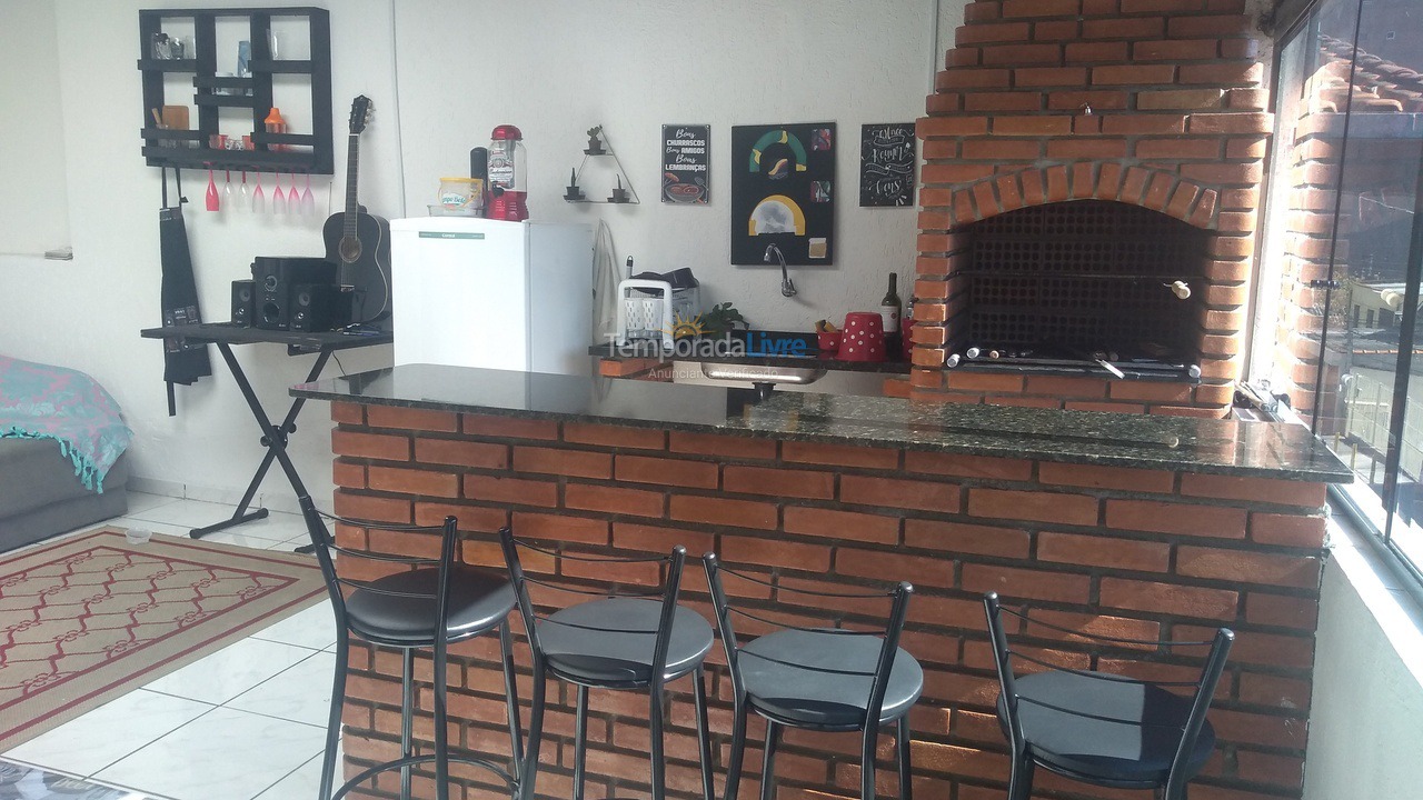 Casa para alquiler de vacaciones em São Bernardo do Campo (Baeta Neves)