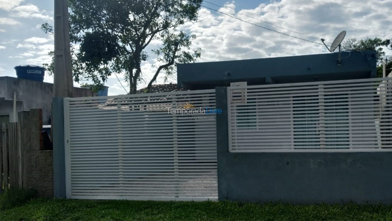 Casa para alquiler de vacaciones em Bombinhas (Canto Grande)