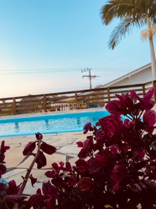 Casa para alquiler de vacaciones em Imbituba (Praia do Rosa)