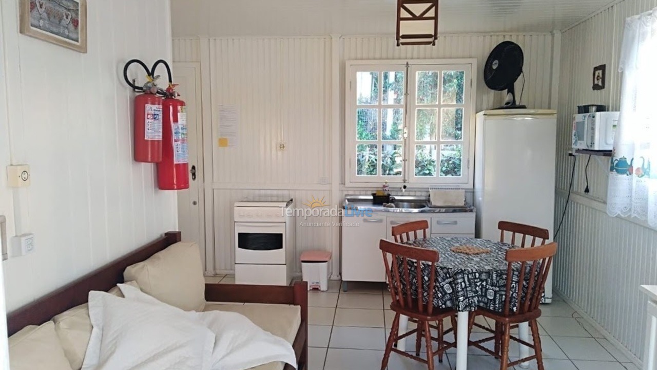 Casa para alquiler de vacaciones em Imbituba (Praia do Rosa)