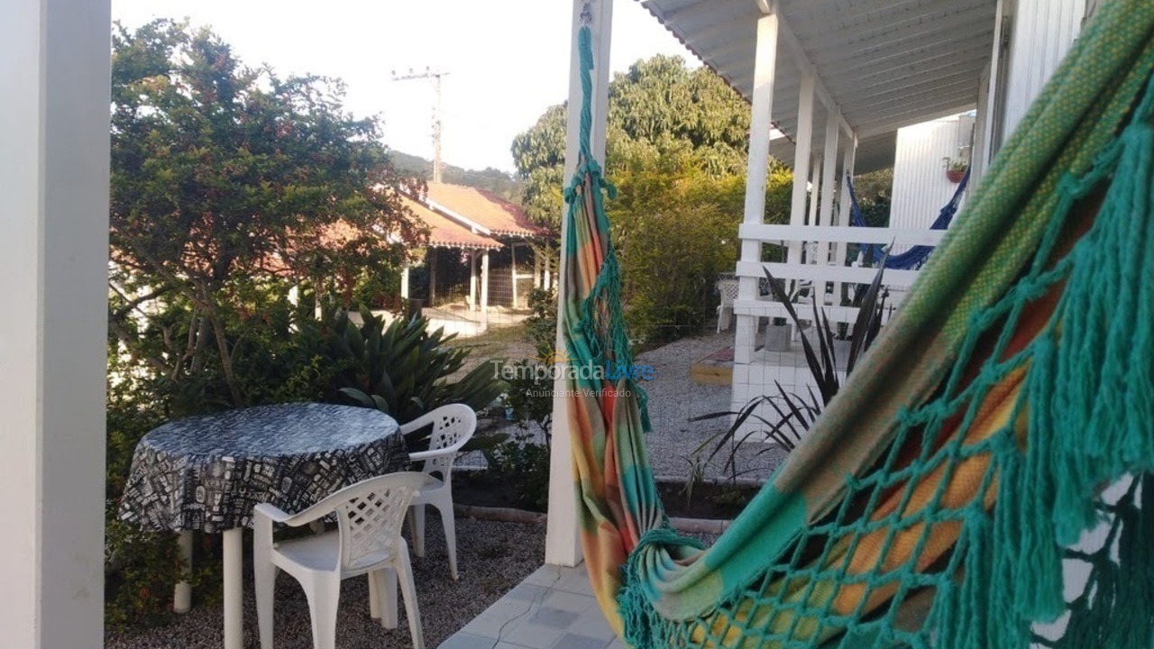 Casa para alquiler de vacaciones em Imbituba (Praia do Rosa)