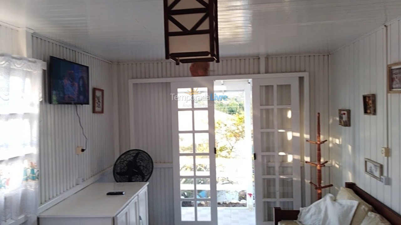 Casa para alquiler de vacaciones em Imbituba (Praia do Rosa)