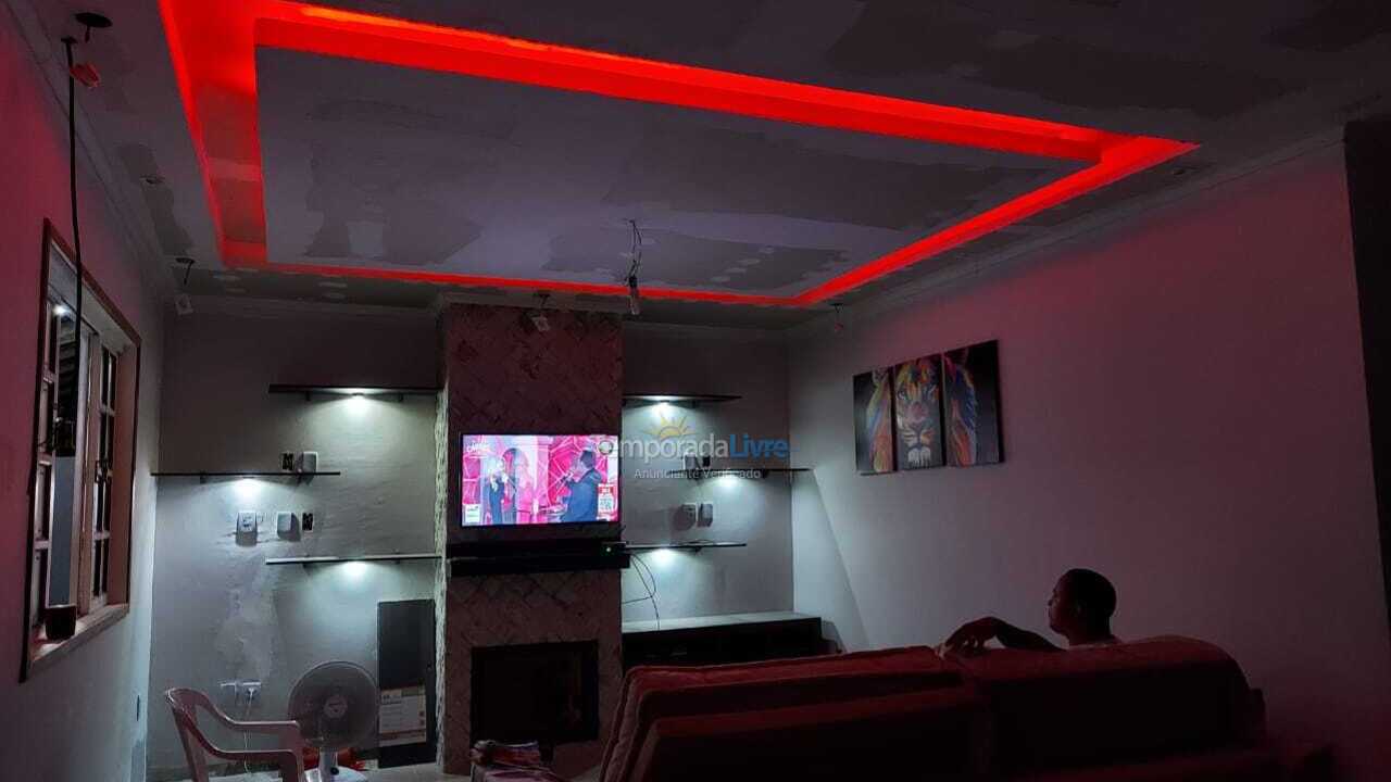 Casa para aluguel de temporada em Cabo Frio (Unamar)