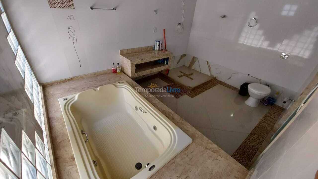 Casa para aluguel de temporada em Cabo Frio (Unamar)
