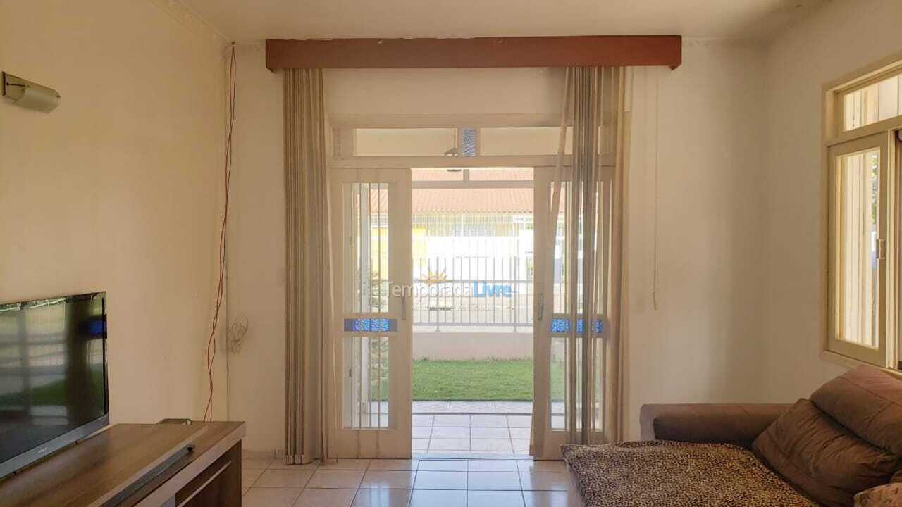 House for vacation rental in Florianopolis (Canasvieiras)