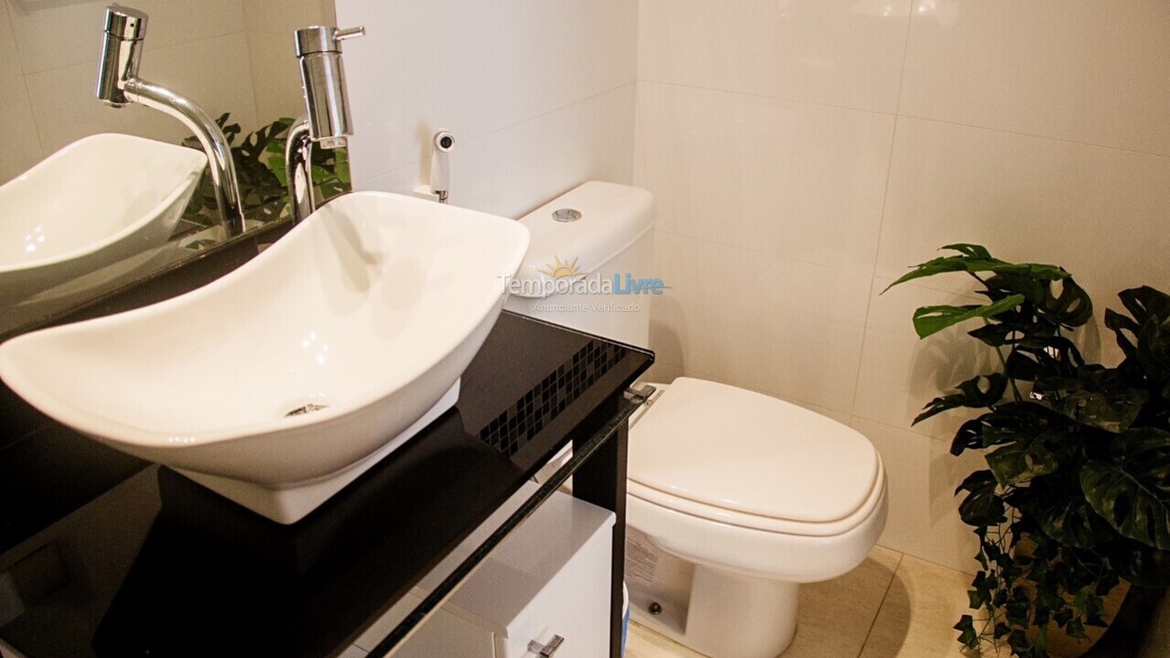 Apartment for vacation rental in Guarujá (Pitangueiras)