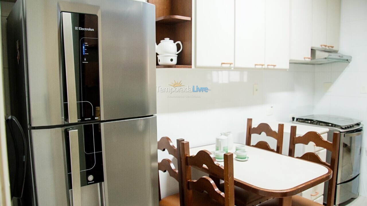 Apartment for vacation rental in Guarujá (Pitangueiras)