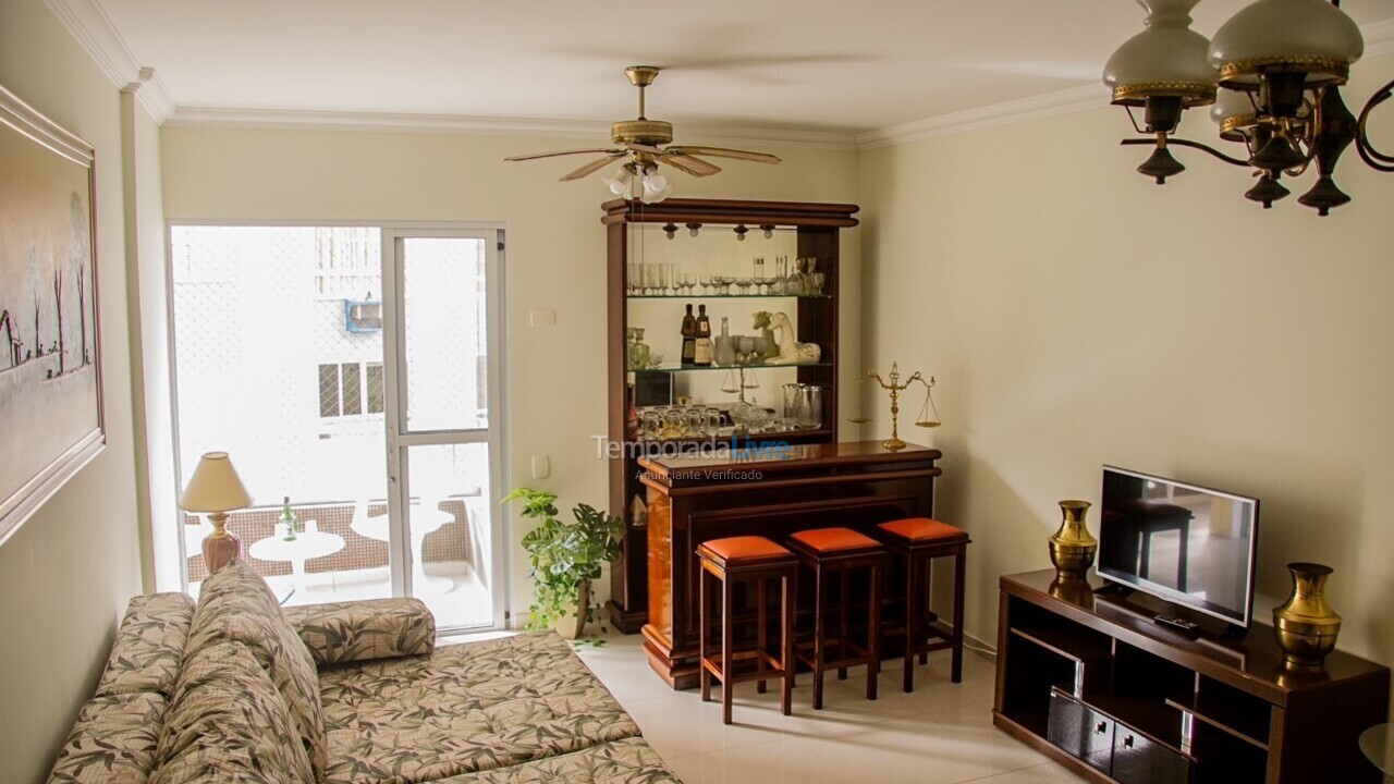 Apartment for vacation rental in Guarujá (Pitangueiras)