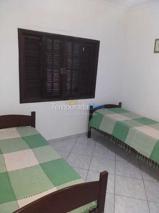 House for vacation rental in Bertioga (Praia de Guaratuba)