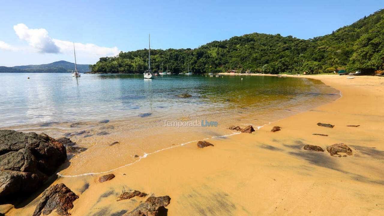 House for vacation rental in Ubatuba (Praia do Lázaro)