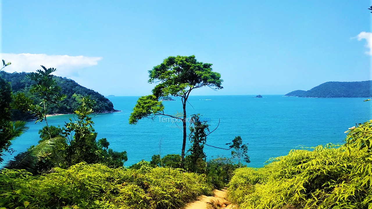 House for vacation rental in Ubatuba (Praia do Lázaro)