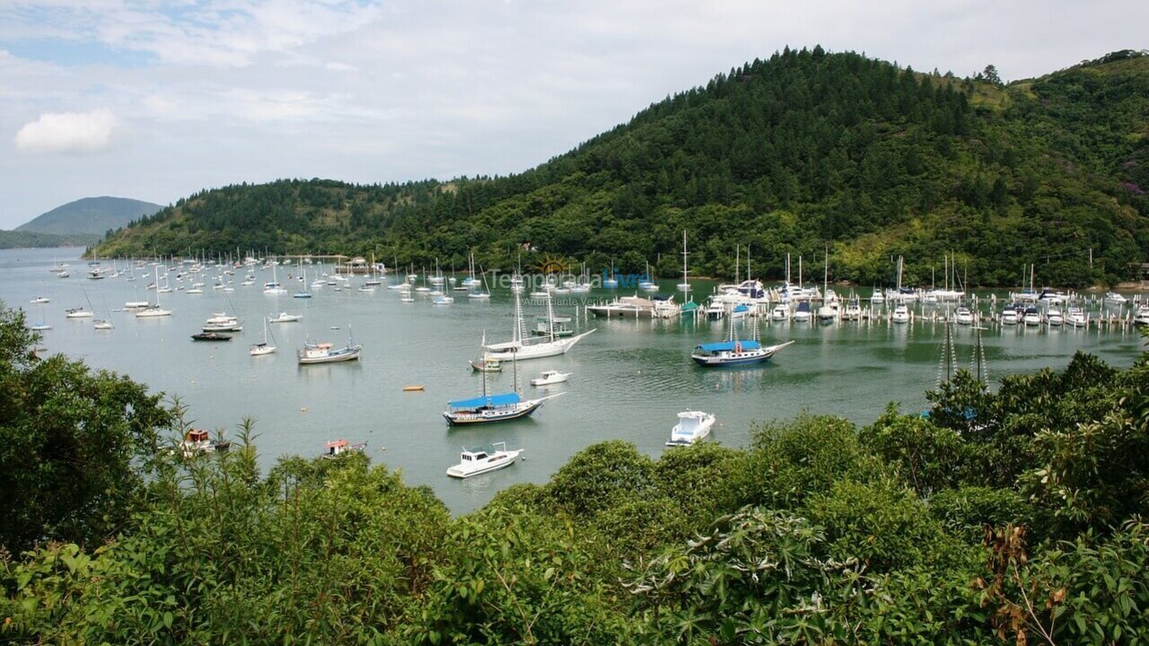 House for vacation rental in Ubatuba (Praia do Lázaro)