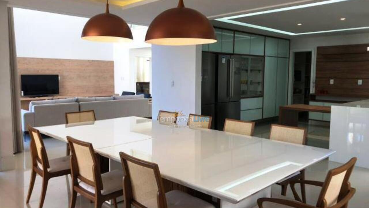 Casa para aluguel de temporada em Camaçari (Praia de Guarajuba)