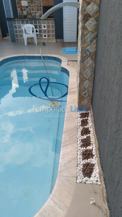 Casa para aluguel de temporada em Cabo Frio (Unamar)