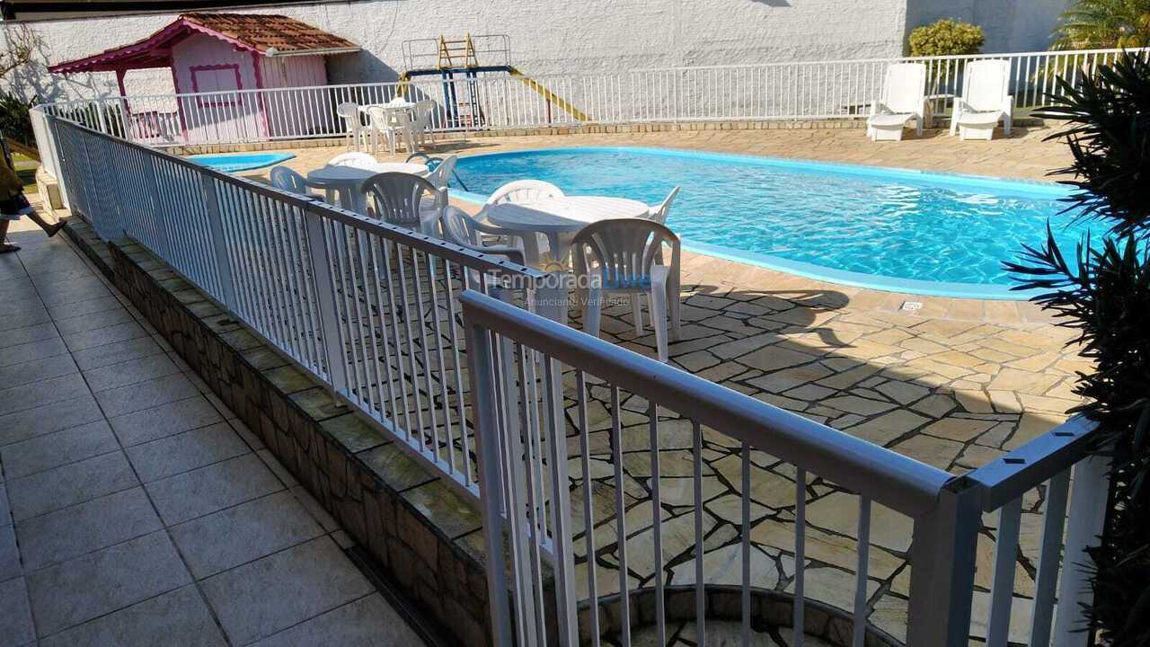 Casa para aluguel de temporada em Penha (Centro)