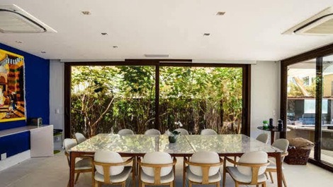 CASA FRENTE AO MAR EM MARESIAS