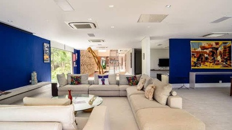 CASA FRENTE AO MAR EM MARESIAS