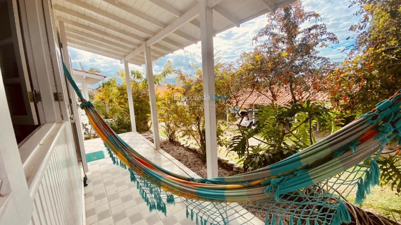Casa para alquiler de vacaciones em Imbituba (Praia do Rosa)