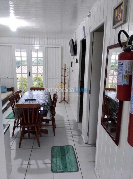 Casa para alquiler de vacaciones em Imbituba (Praia do Rosa)