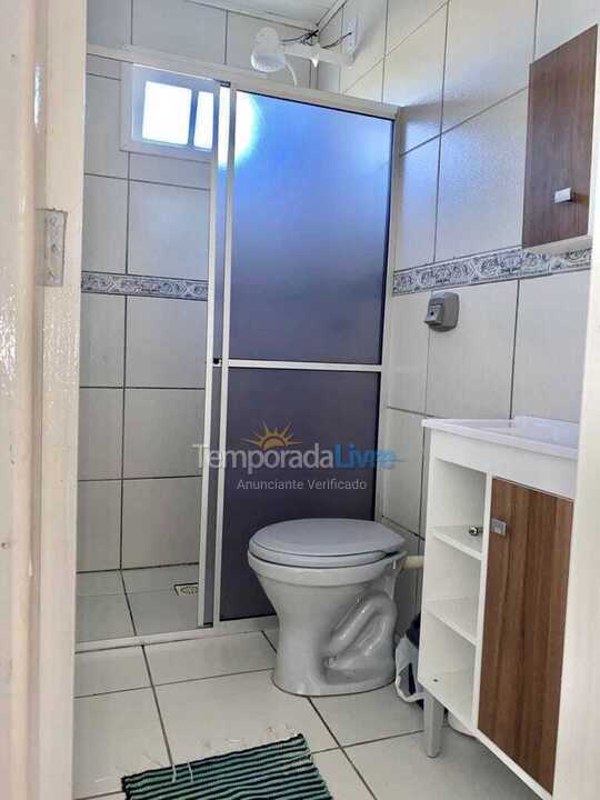 Casa para aluguel de temporada em Imbituba (Praia do Rosa)