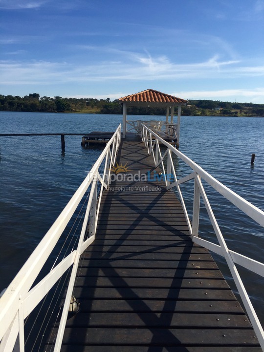 Granja para alquiler de vacaciones em Uberaba (Proximo Ao Clube Ubatã Thermas)