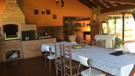 Cozinha/churrasqueira/área comum 