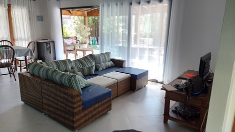 Piscina, Wi-Fi, Ar Condicionado, Condomínio Fechado - 450 m da praia