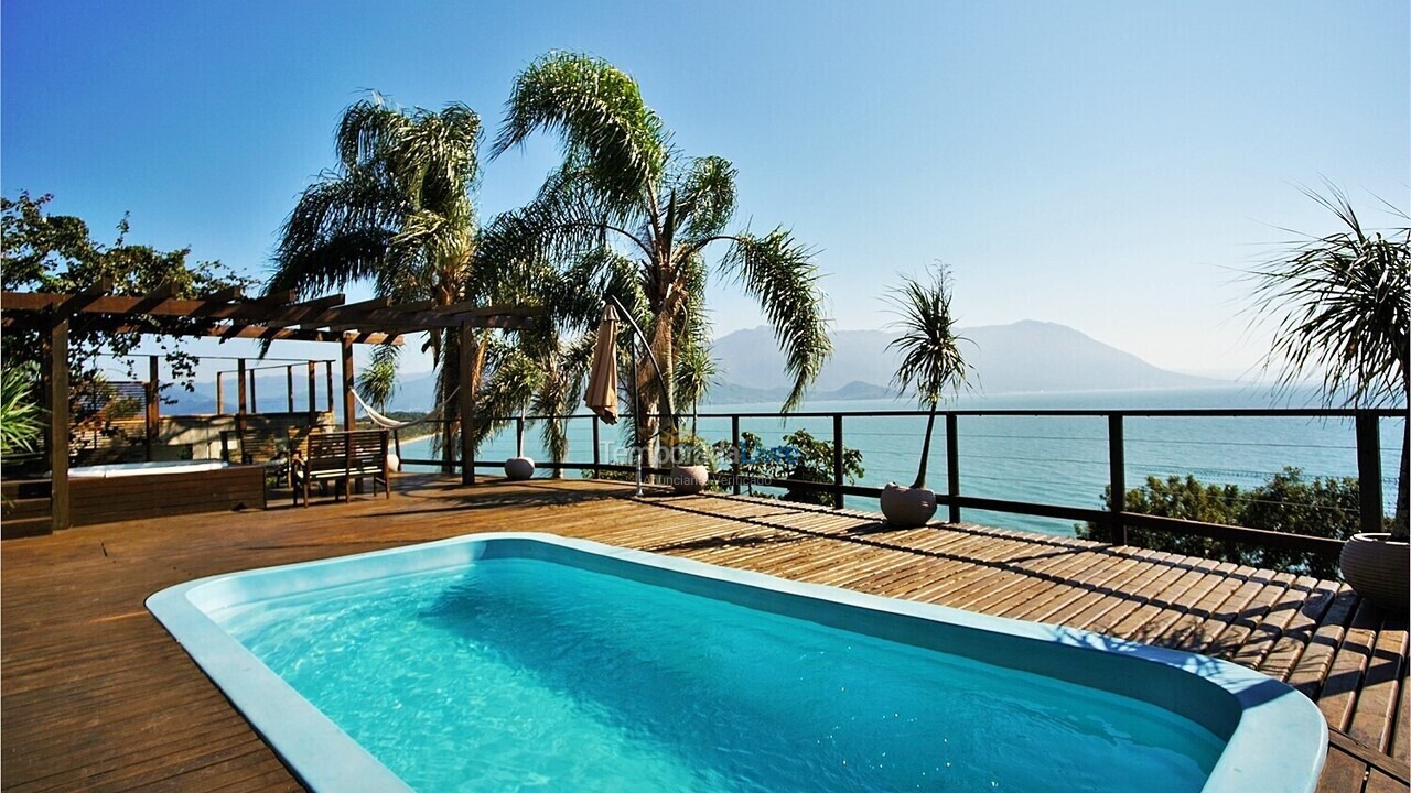 House for vacation rental in Florianópolis (Ribeirão da Ilha)