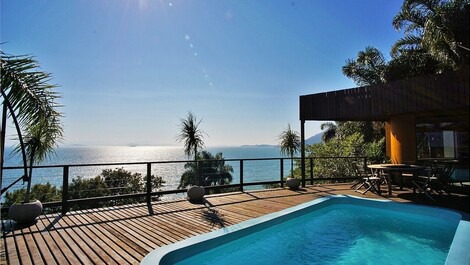 Solar da Península: Jacuzzi, swimming pool and incredible sea view! C05