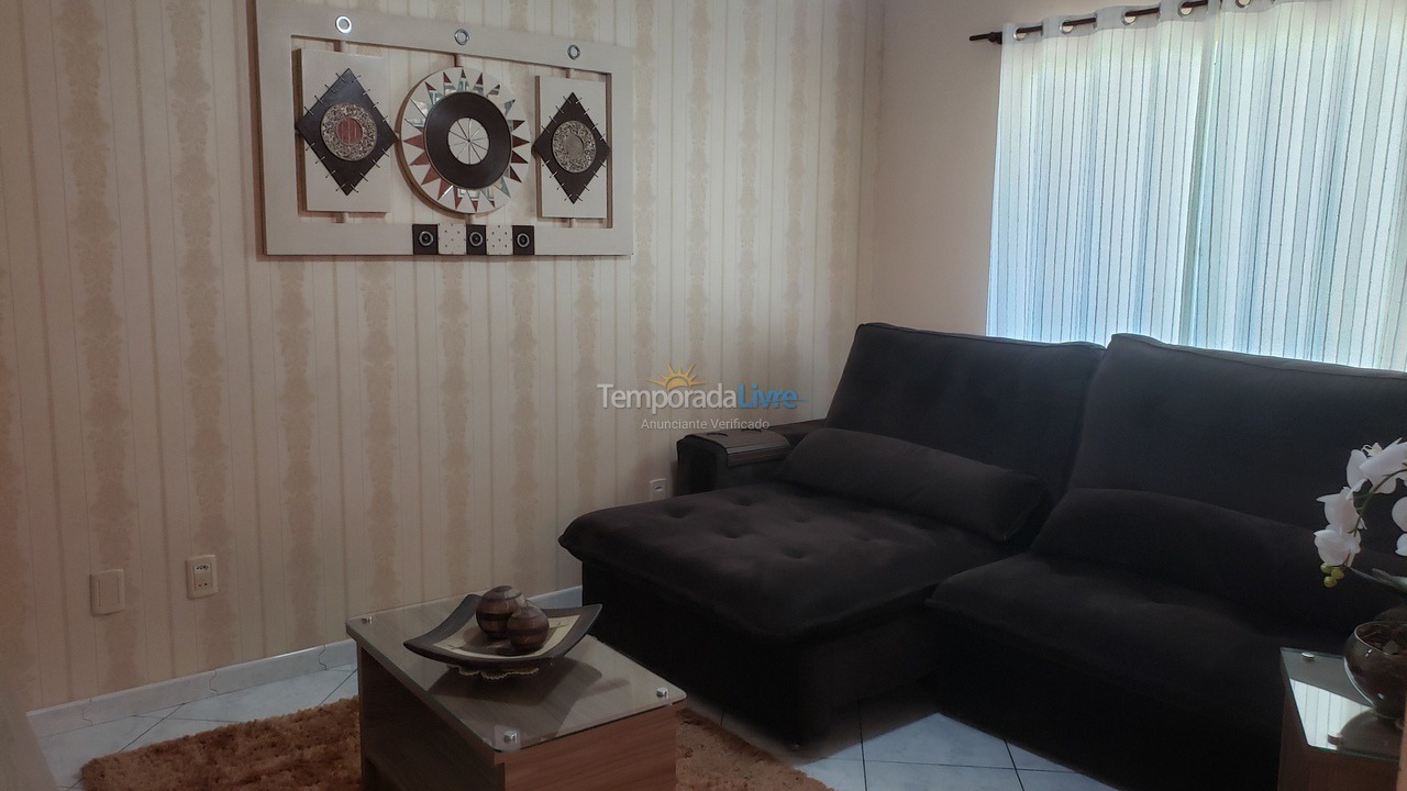 Casa para alquiler de vacaciones em Bombinhas (Praia de Bombas)