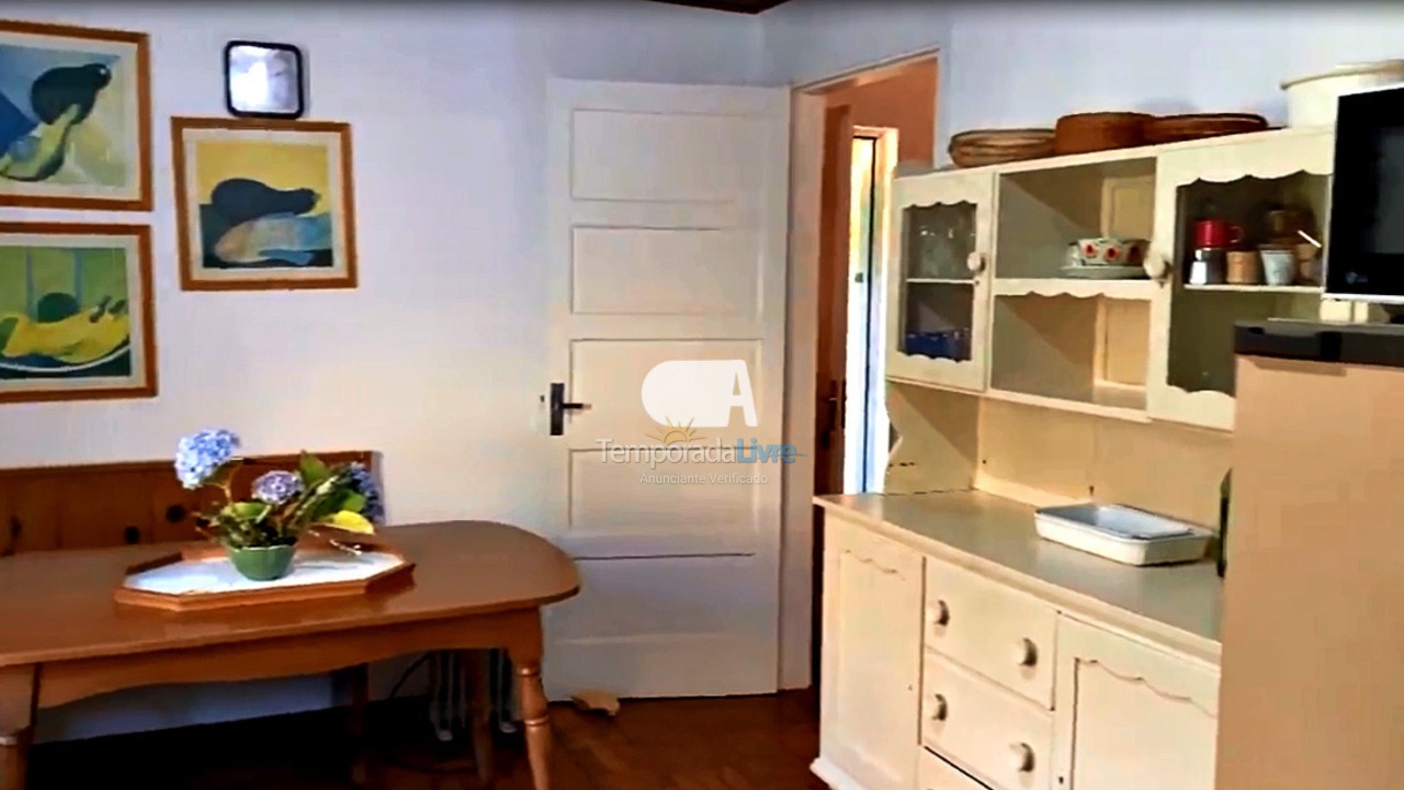 House for vacation rental in Campos do Jordão (Capivari)