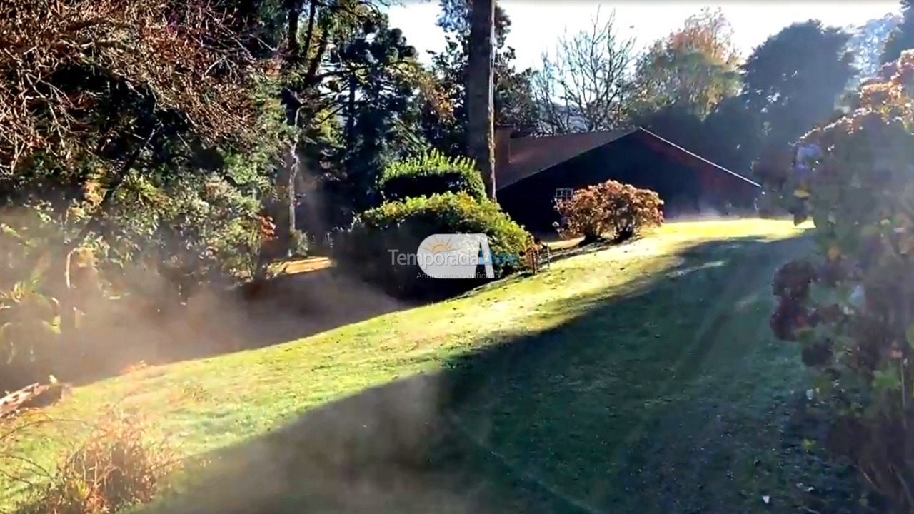 House for vacation rental in Campos do Jordão (Capivari)