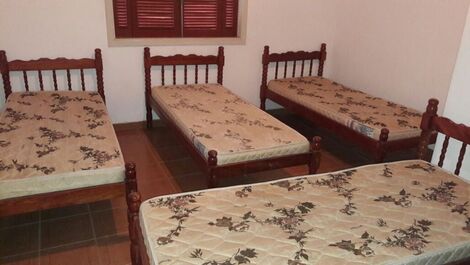 Quarto para 4 pessoas