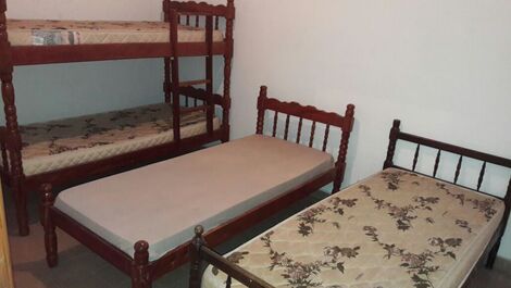 Quarto para quatro pessoas