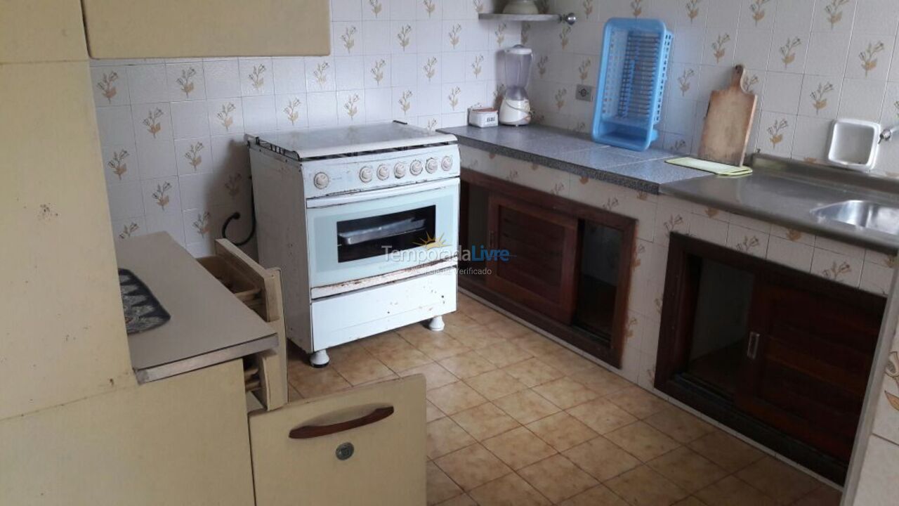 Casa para alquiler de vacaciones em Ubatuba (Centro)