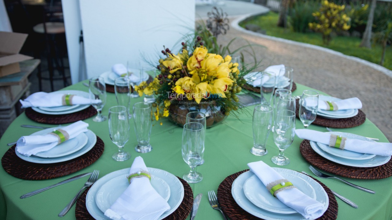 Casa para alquiler de vacaciones em Guarujá (Praia do Tombo)
