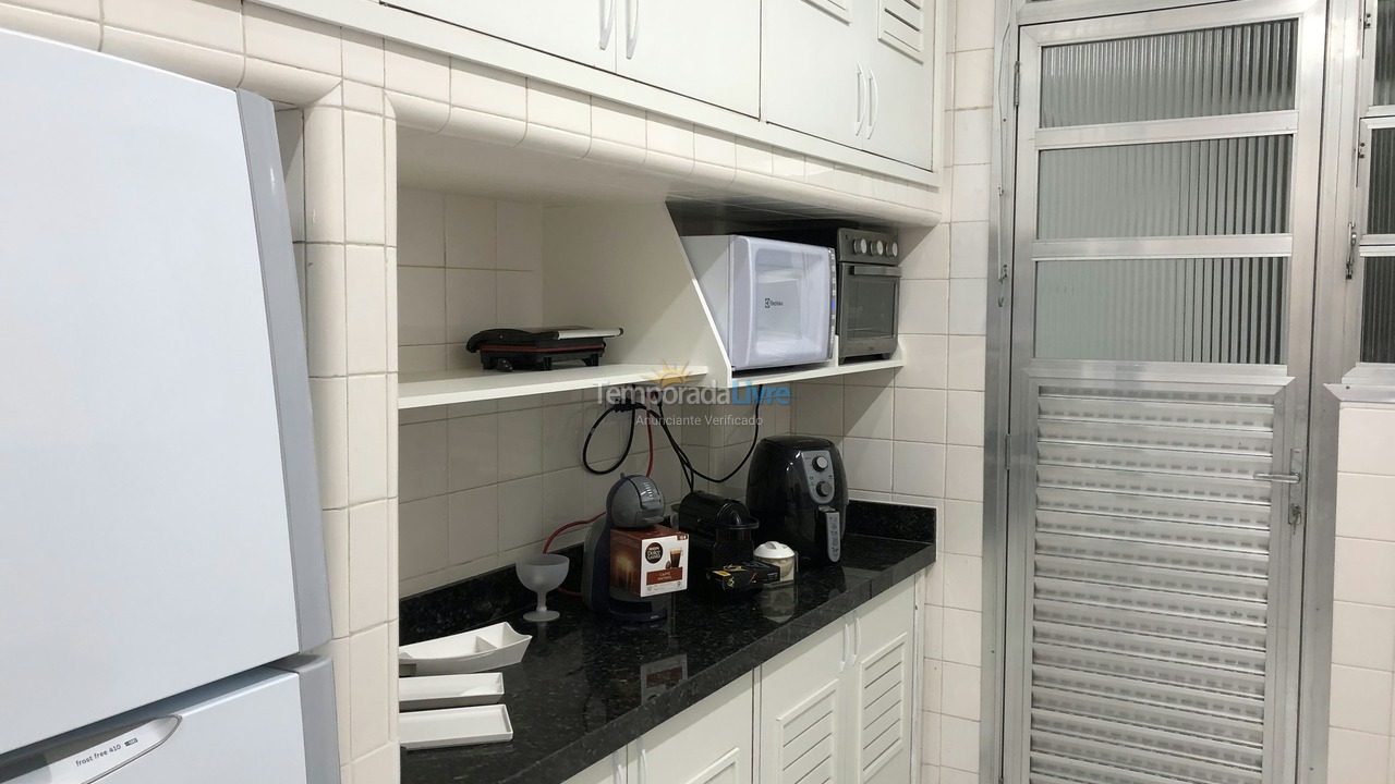 Apartment for vacation rental in Guarujá (Pitangueiras)