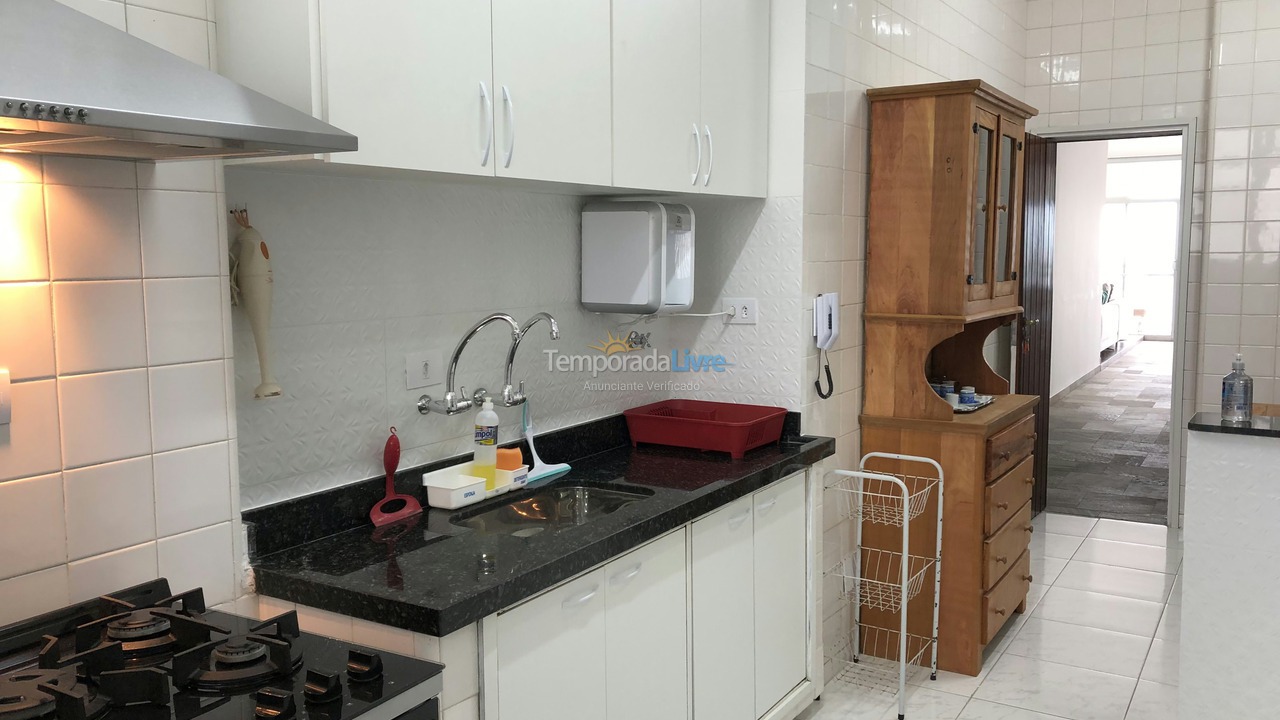 Apartment for vacation rental in Guarujá (Pitangueiras)