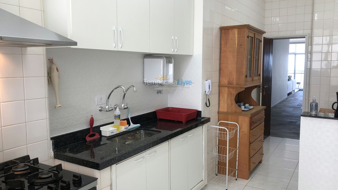 Apartment for vacation rental in Guarujá (Pitangueiras)