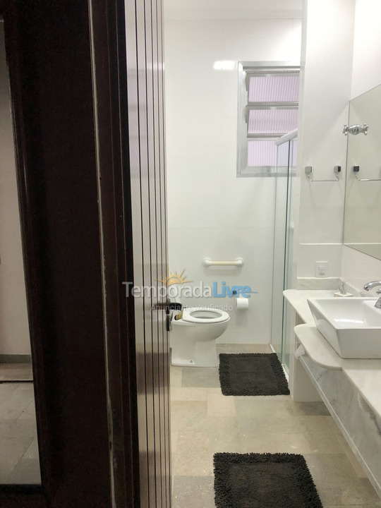 Apartment for vacation rental in Guarujá (Pitangueiras)